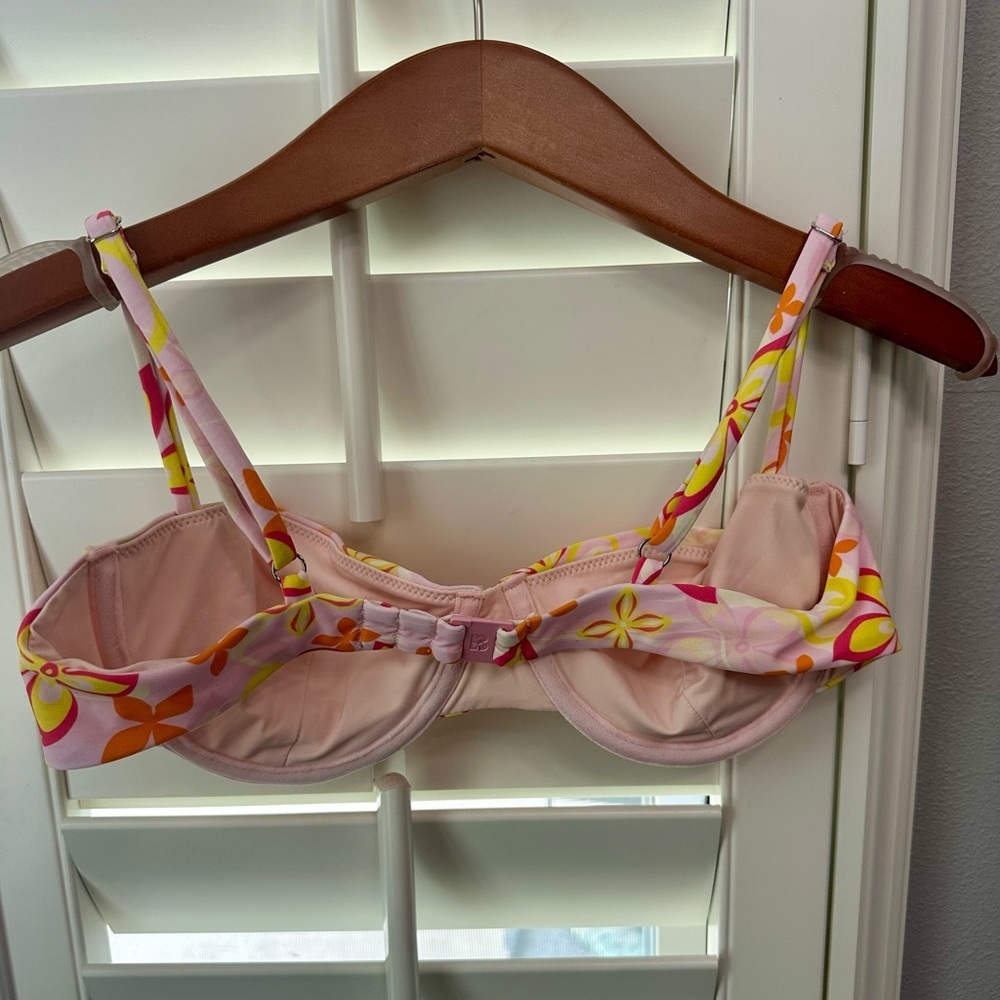 Vibrant Floral Bikini Top | NWOT | Blackbough - Picture 8 of 8